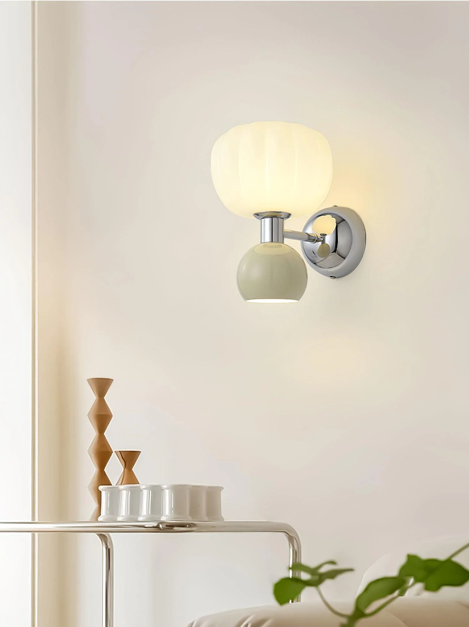 Erraeiel Nordic Art Cream Plastic Sconce Wall lamp - Image 8