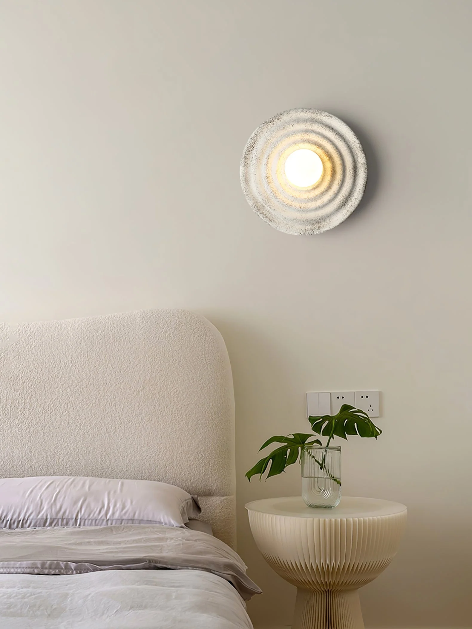Ersila Modern Minimalist Resin Wall Lamp - Image 10