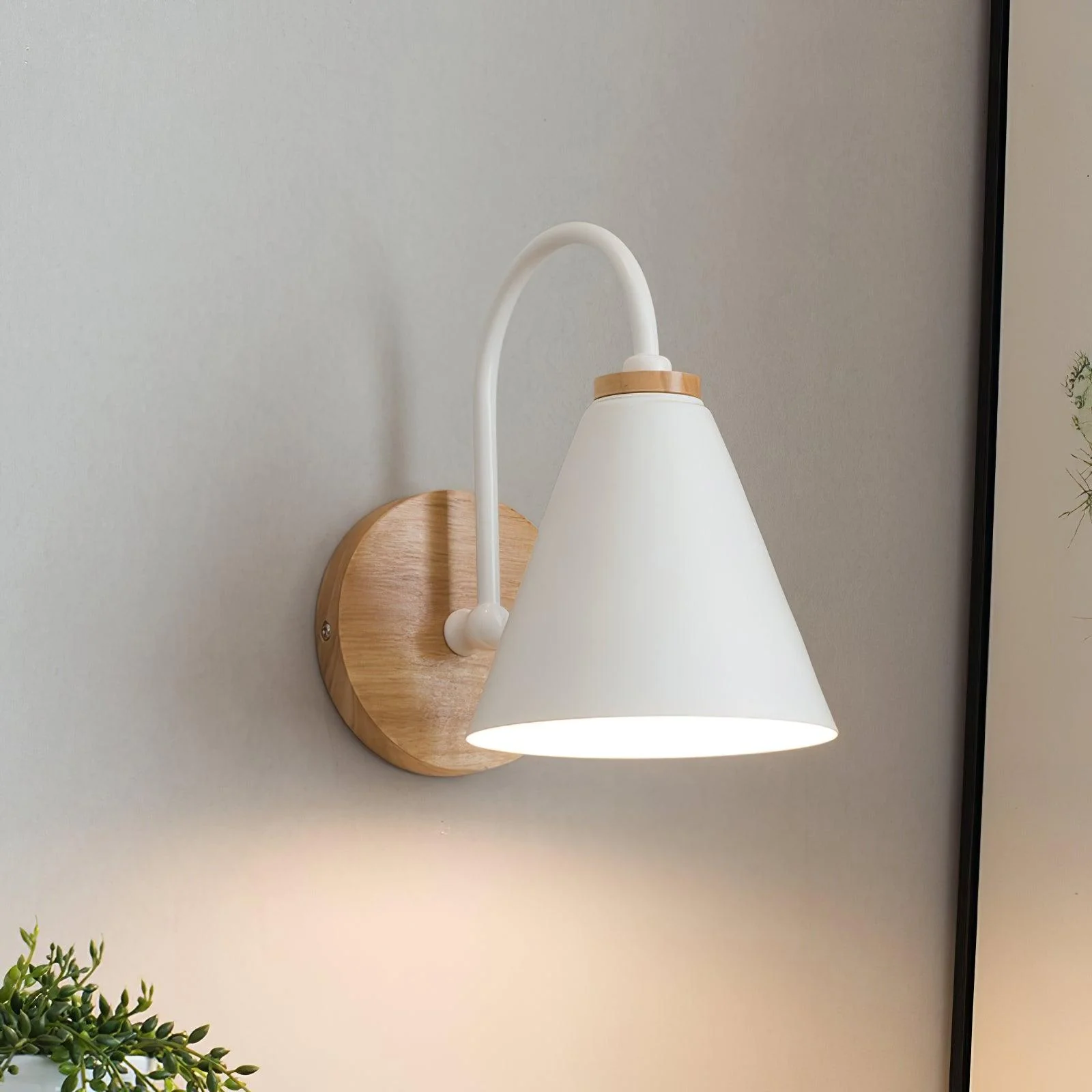 Erzoris Unique Classic Wooden Wall Lamp - Image 13