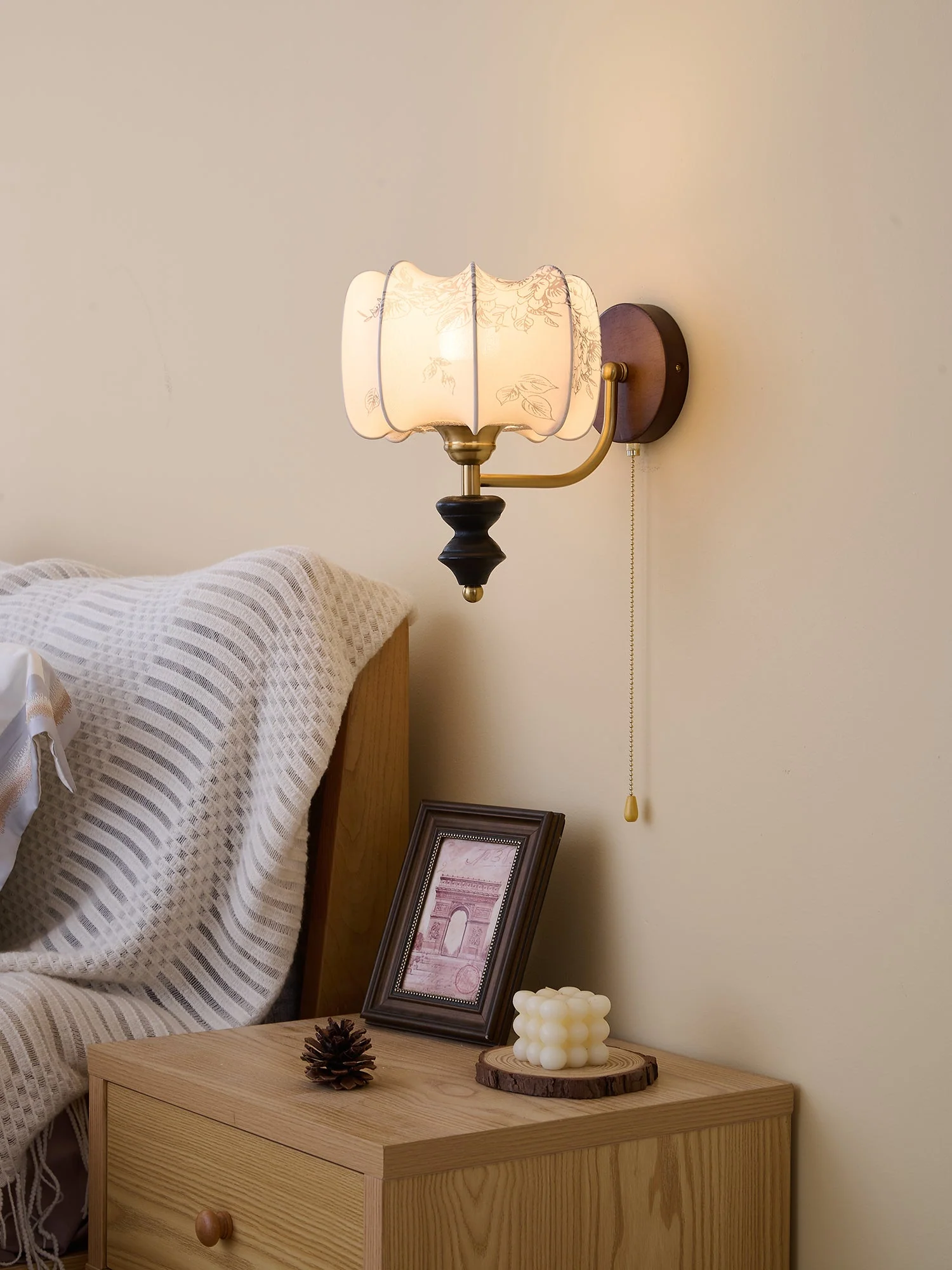 Eshae Premium Nordic Art Fabric Wood Wall Lamp - Image 10