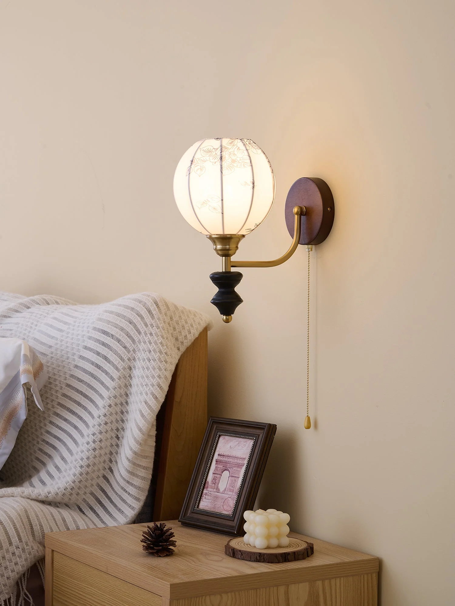 Eshae Premium Nordic Art Fabric Wood Wall Lamp - Image 12