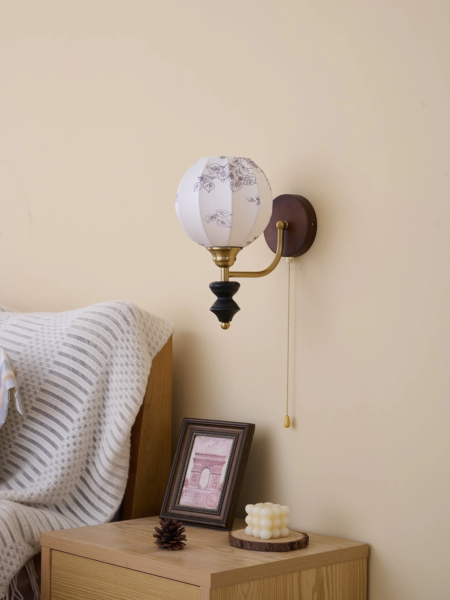 Eshae Premium Nordic Art Fabric Wood Wall Lamp - Image 14