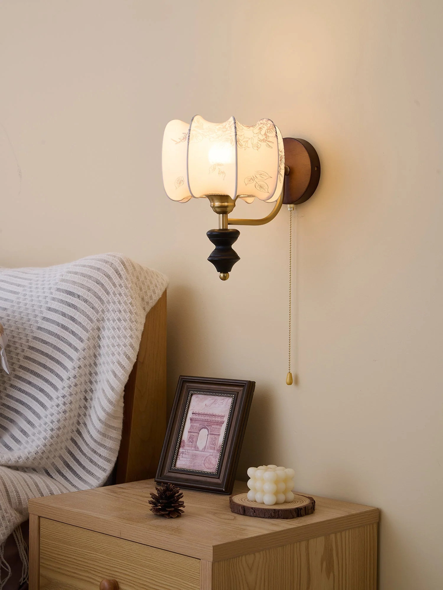 Eshae Premium Nordic Art Fabric Wood Wall Lamp - Image 7