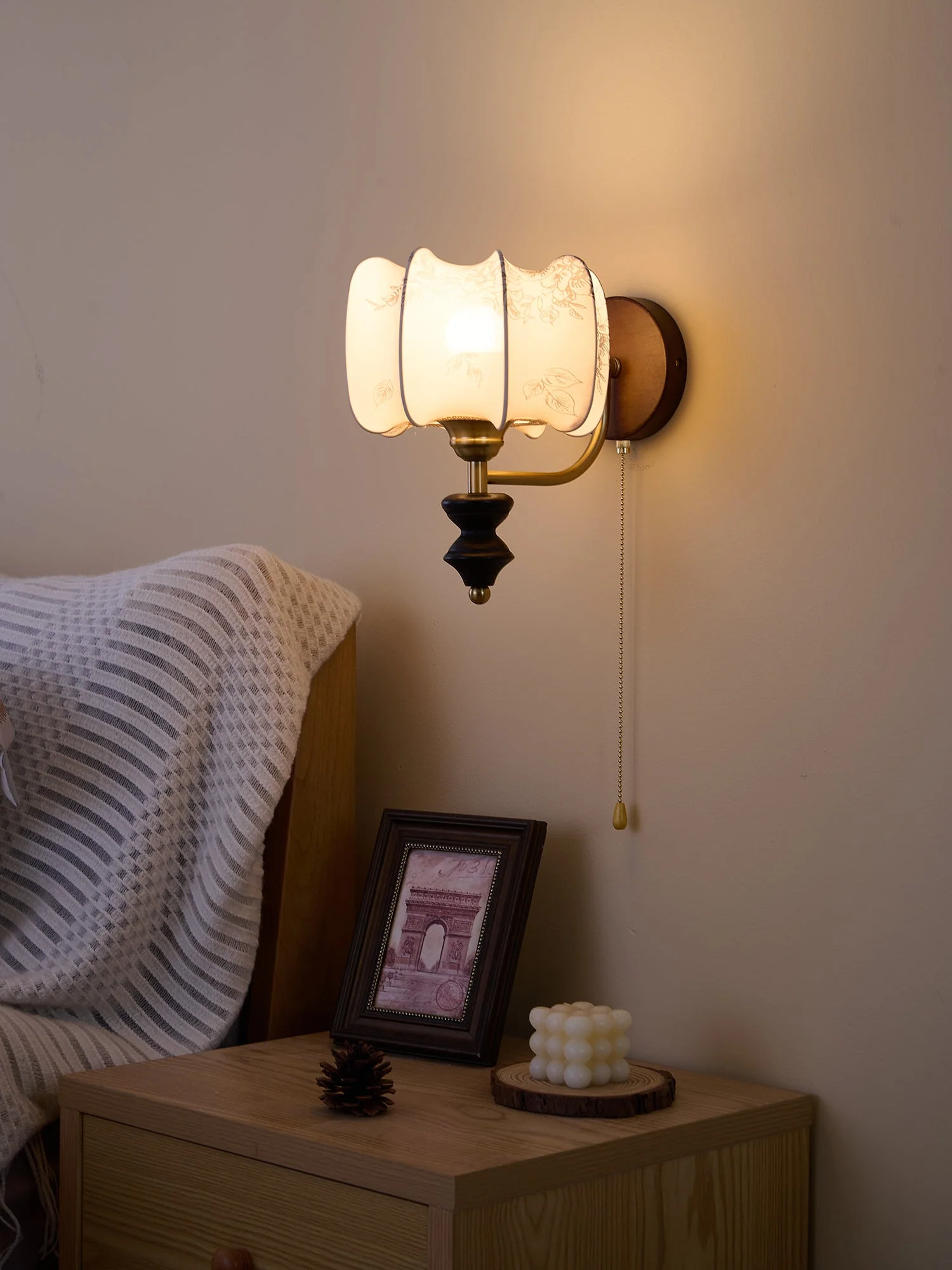 Eshae Premium Nordic Art Fabric Wood Wall Lamp - Image 9