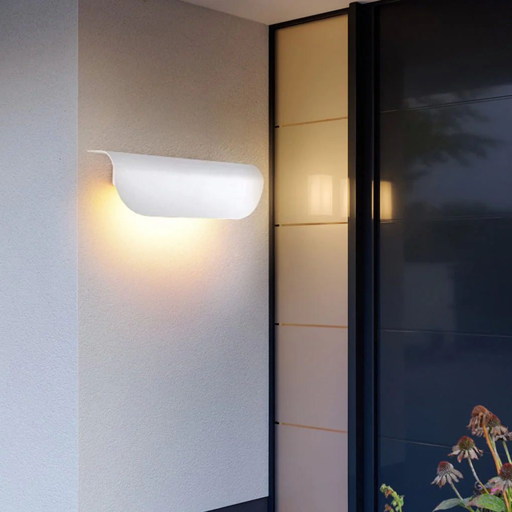 Ethana Minimalist Arc Outdoor Wall Lamp - Image 8