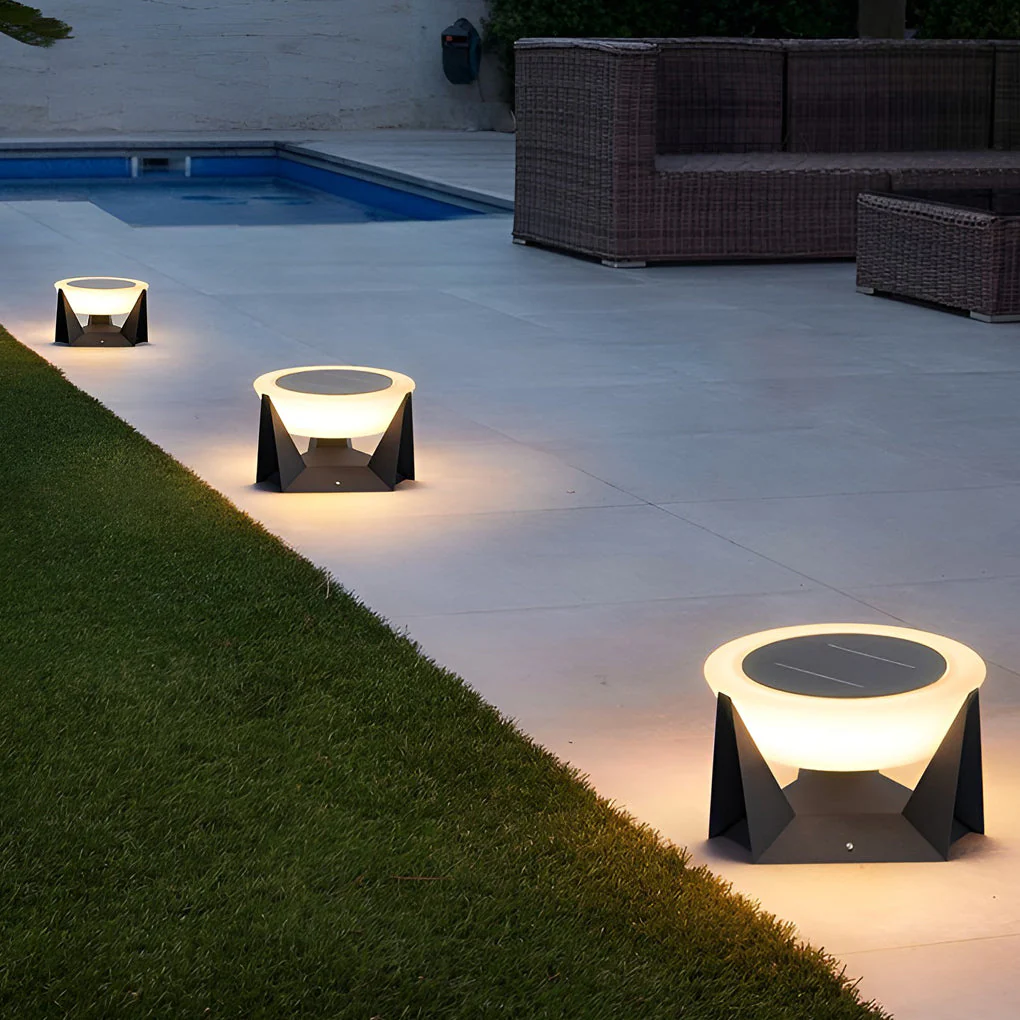 Eunice LED Modern Steel Outdoor Post Pillar Light - Image 8