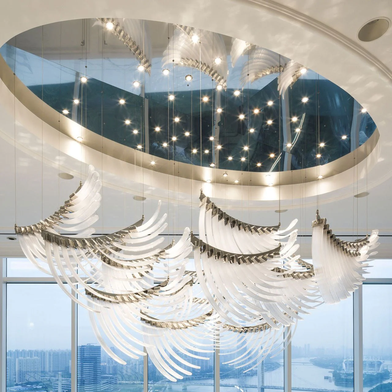 Eurrinia Glass Wing Cluster Chandelier - Image 3