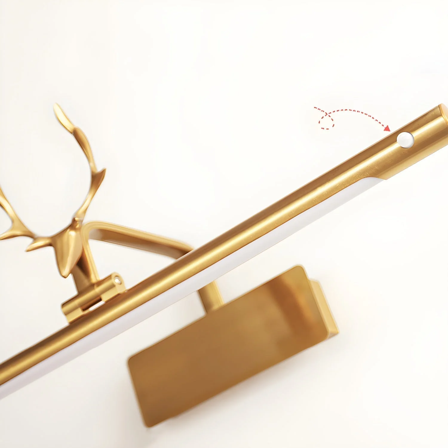 Eurtheion Premium Nordic Art Wall Light - Image 16