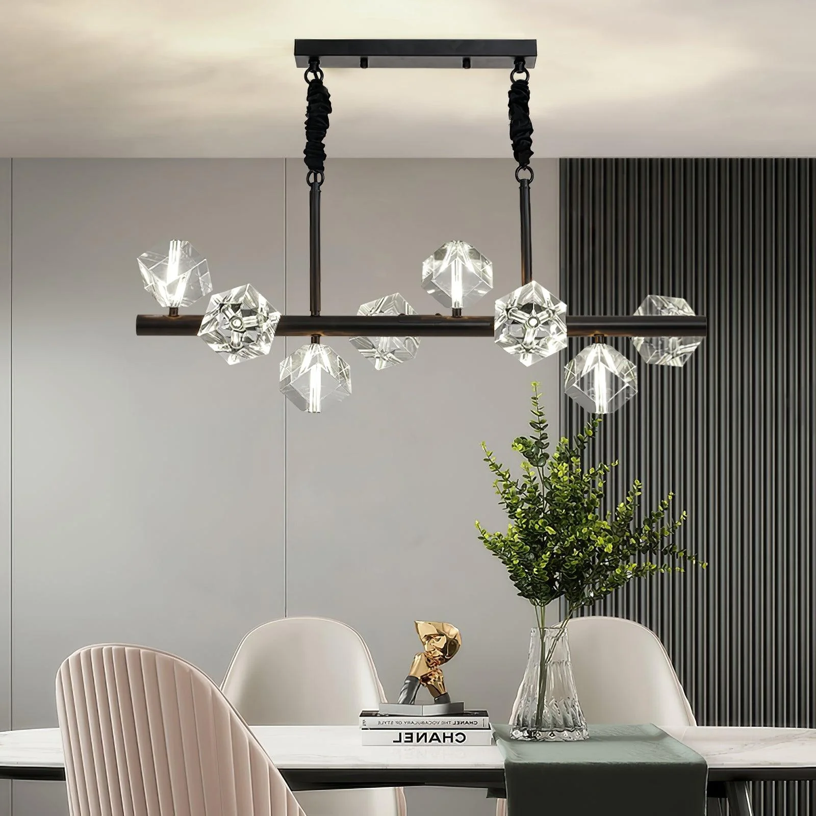 Eurthiel Luxe Crystal Pendant Light - Image 4