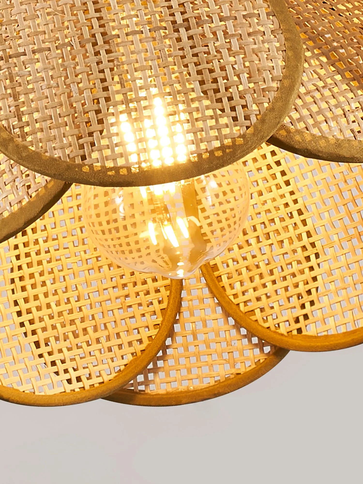 Eurvinel Elegance Bloom Rattan Fabric Pendant Lamp - Image 18