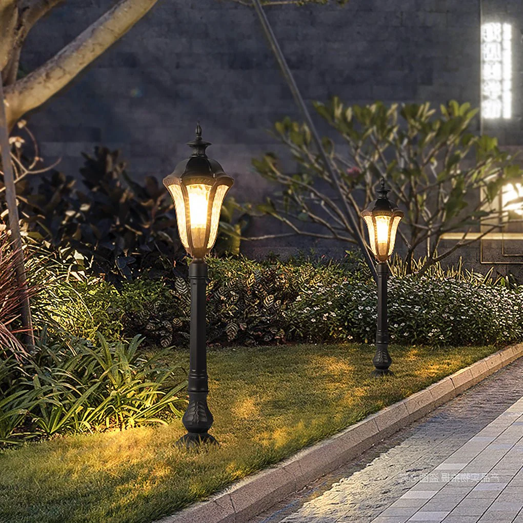 Evae Retro-Inspired Traditional Outdoor Post Lamp - Image 5