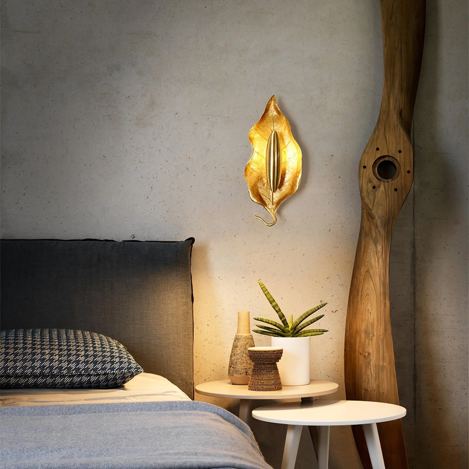 Evraee Nordic Art Leaf Brass Wall Lamp - Image 3