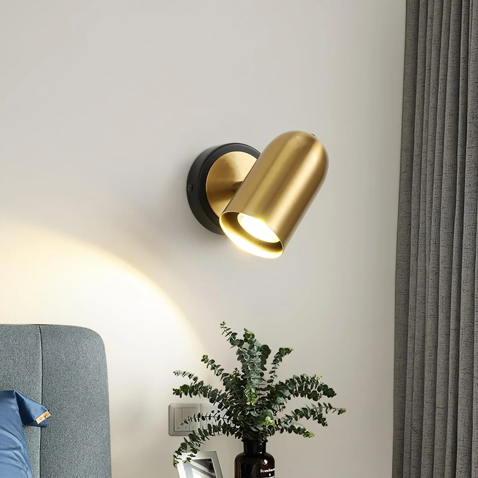 Fighter Modern Minimalist Gold Wall Lamp - Image 3