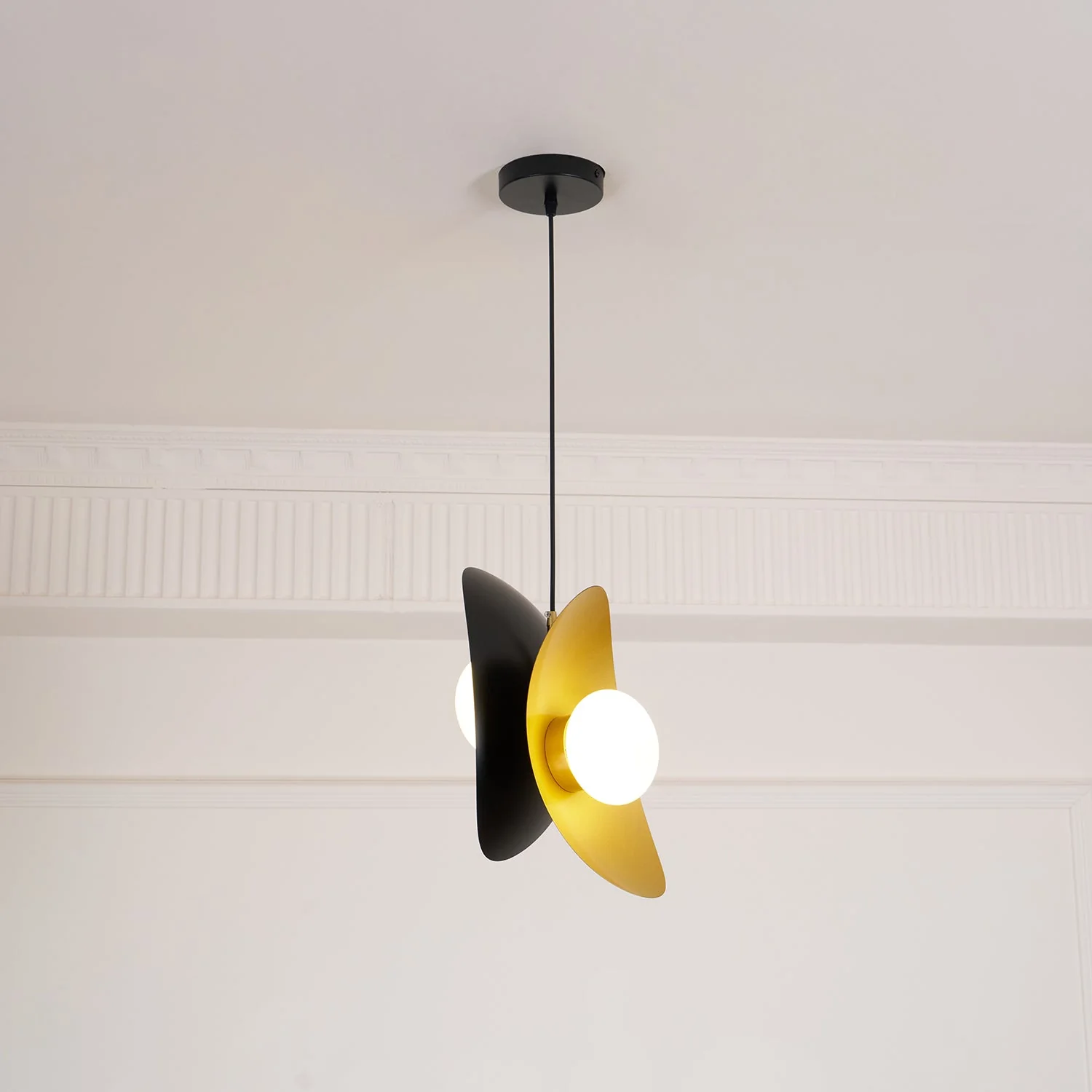 Fioran Contemporary Pendant Lamp - Image 13