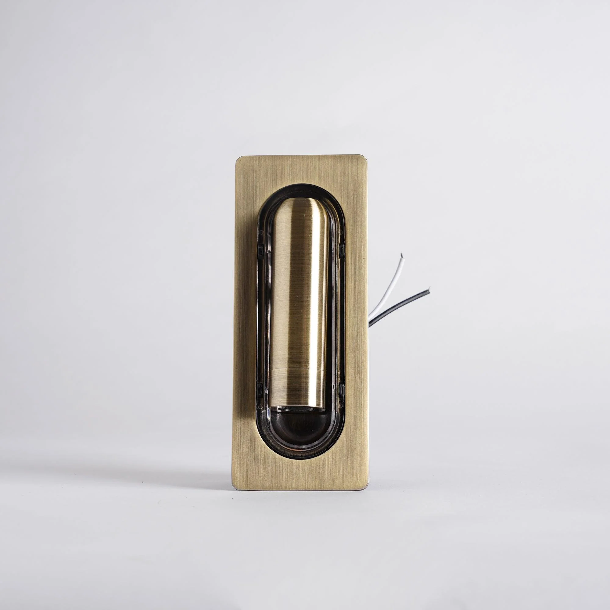 Fioro Industrial Wall Lamp - Image 9