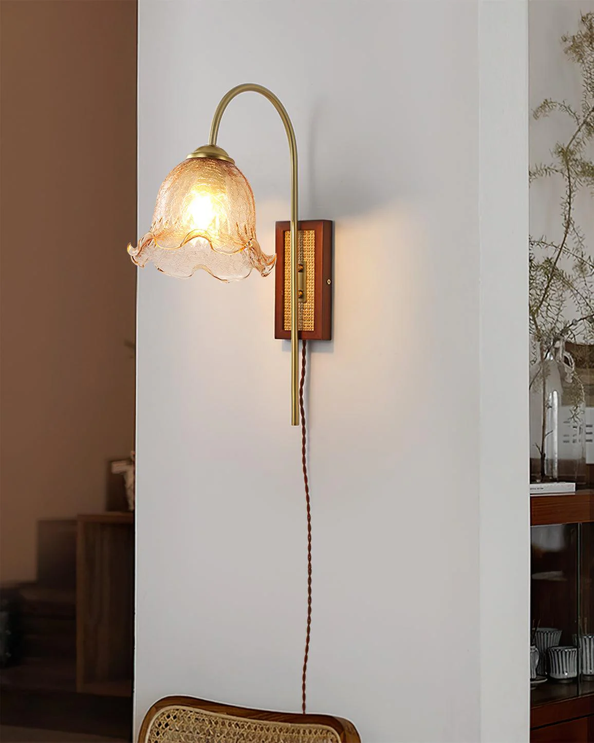 Flower Farmhouse Brass Wall Light - Image 9