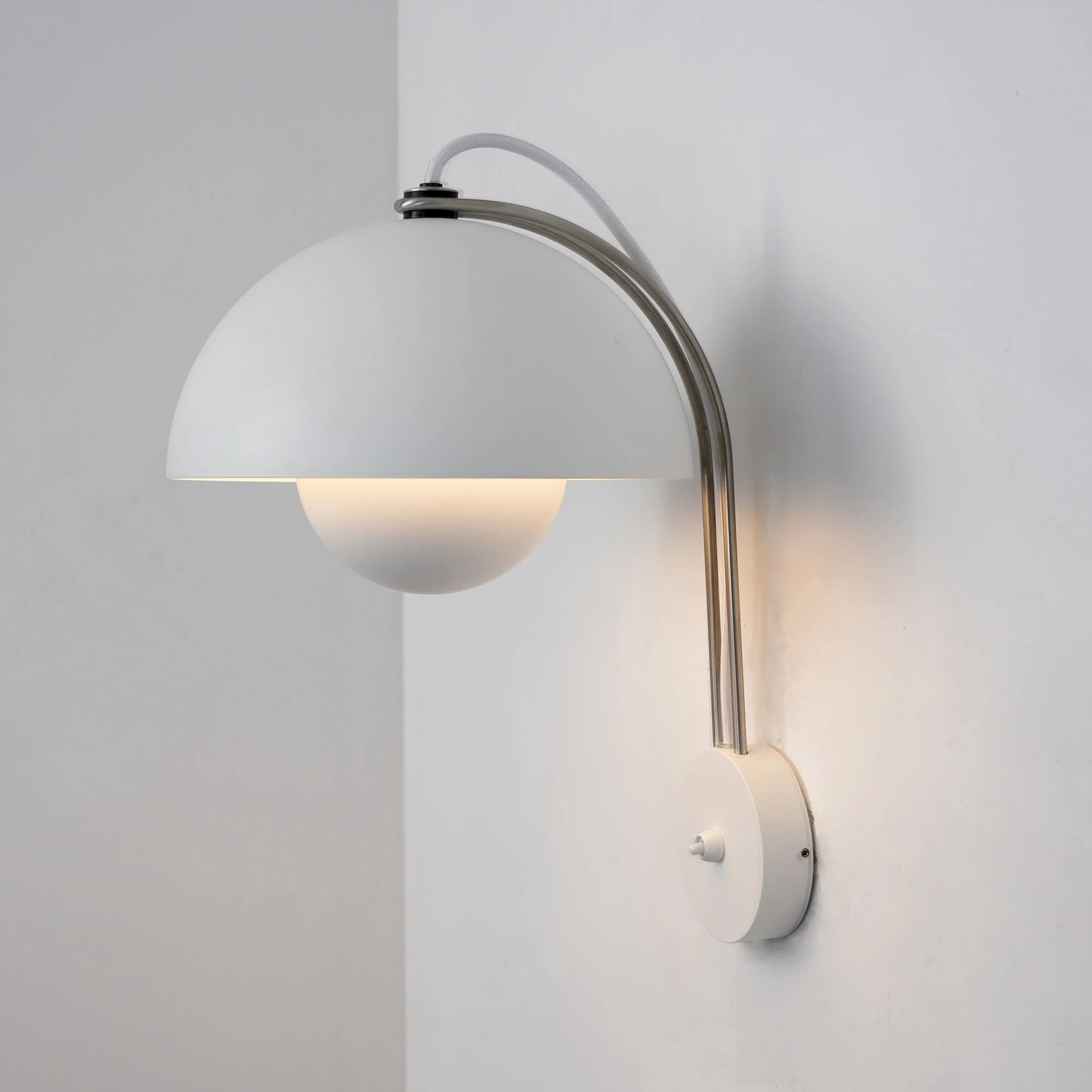 Flowerpot Modern Wall Light - Image 19