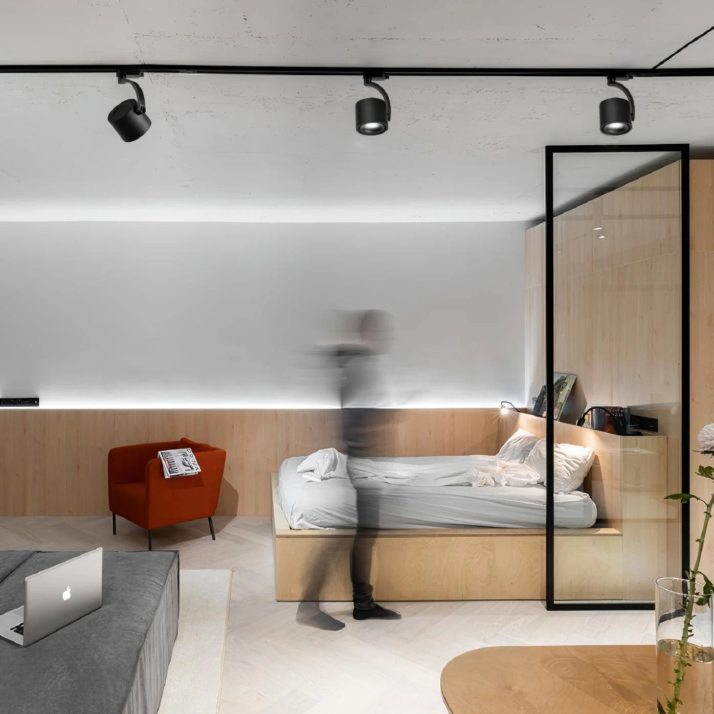 Focus Sleek Aluminum Ceiling Light - Image 14