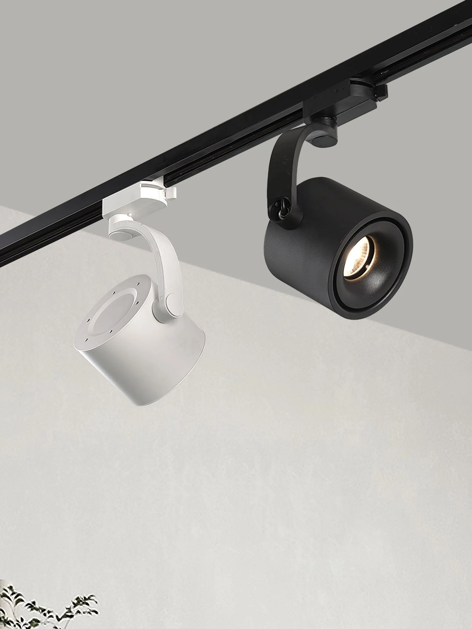 Focus Sleek Aluminum Ceiling Light - Image 20