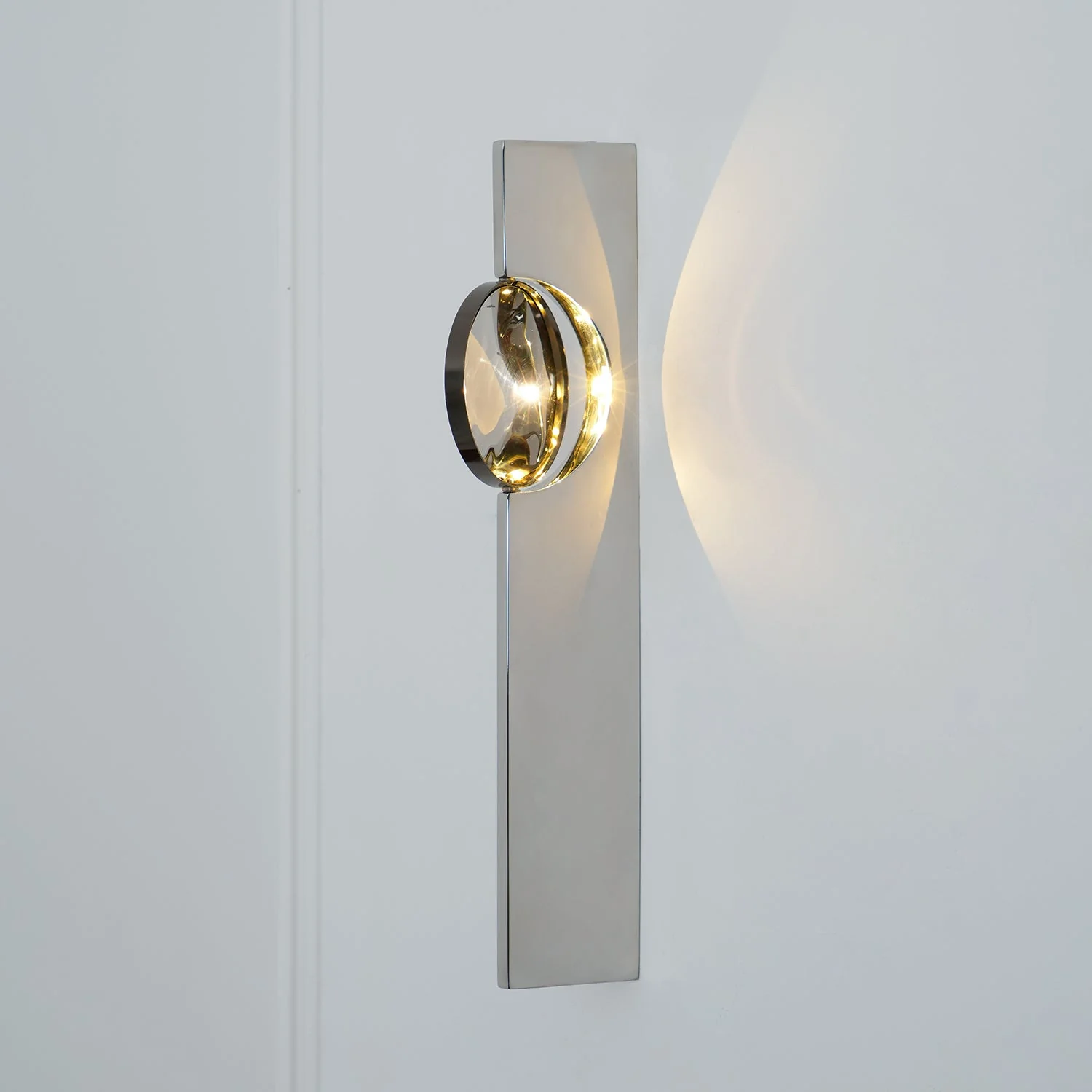 Gardner Creative Light And Shadow Wall Lamp - Image 49