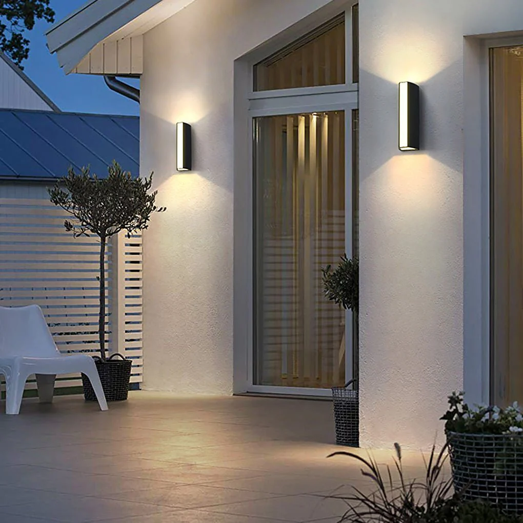 Georgia Courtyard Decorative Outdoor Wall Lights - Image 4