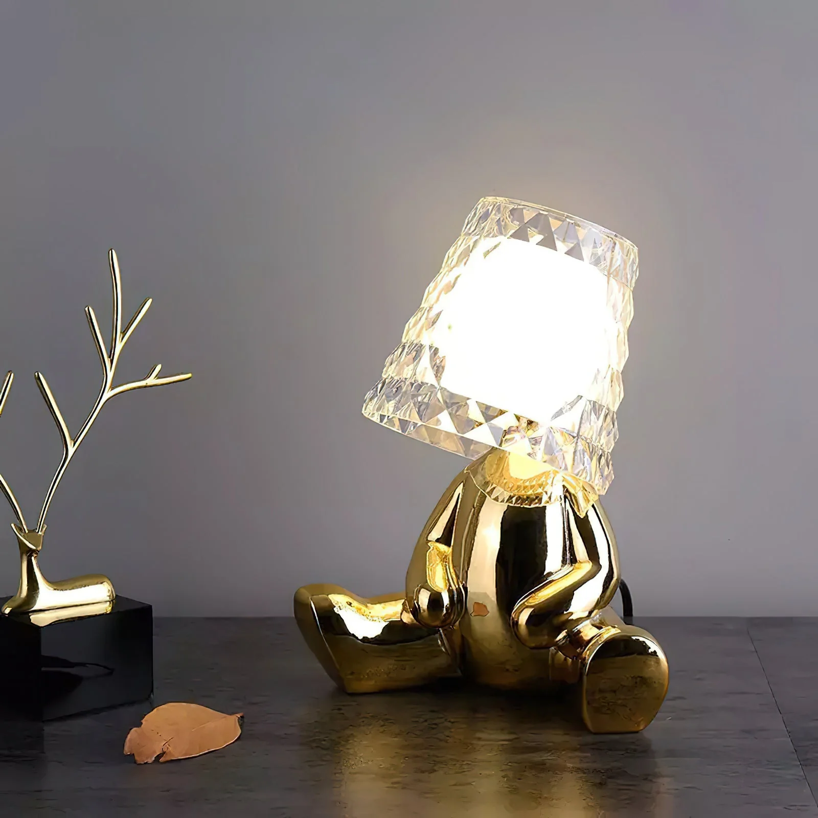 Gleam Artistic Table Lamp - Image 3