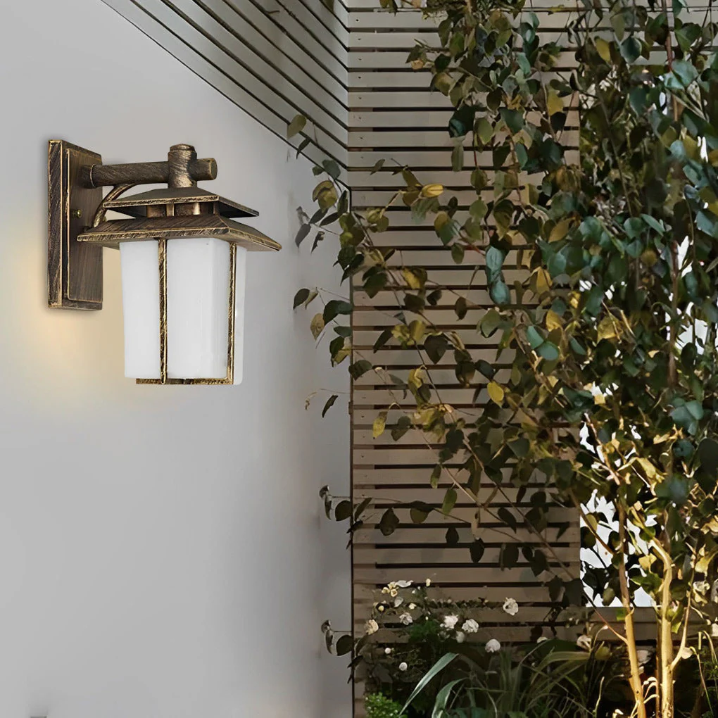 Great Vintage European Outdoor Wall Sconces - Image 3