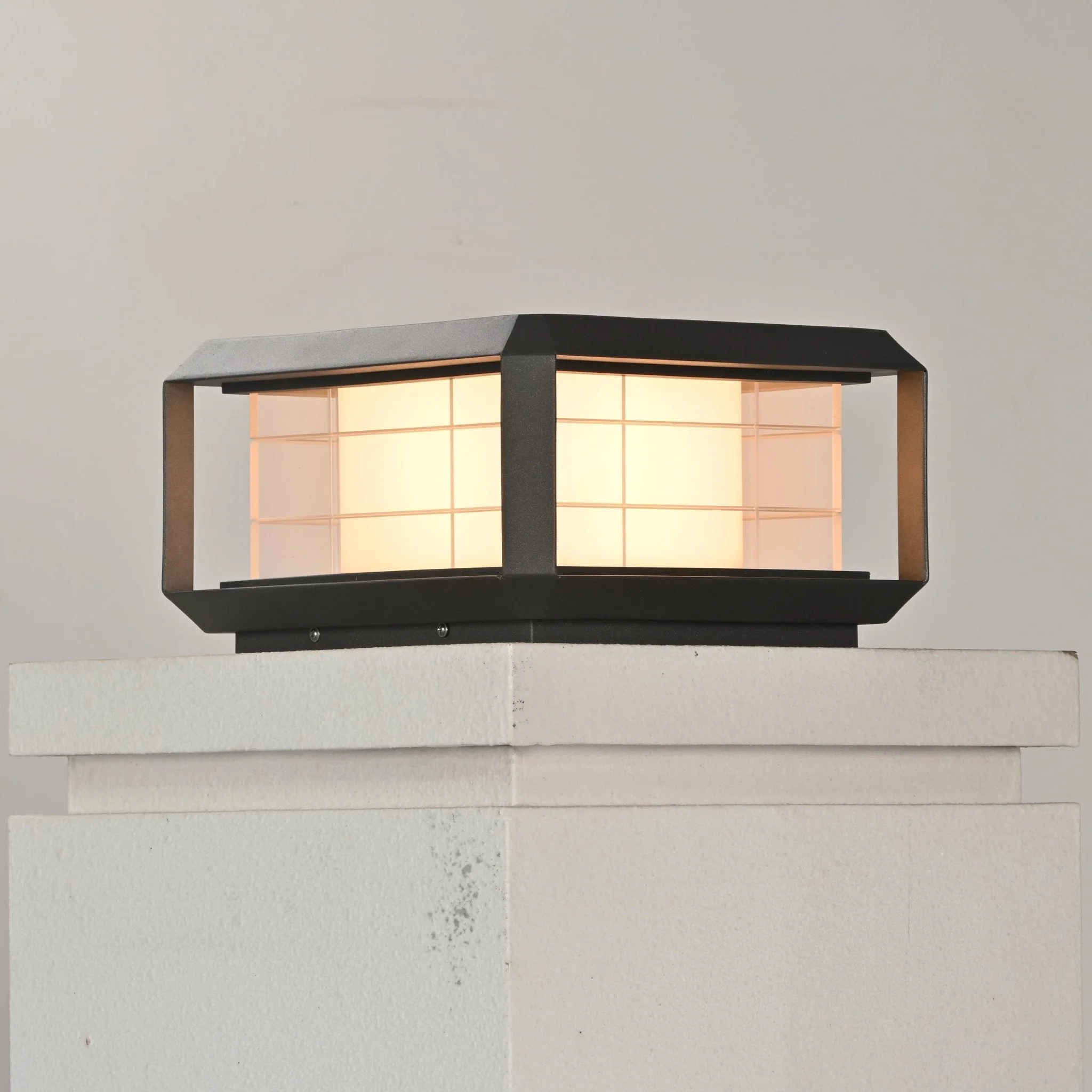 Grid Guard Solar Lantern Outdoor Lamp - Image 18