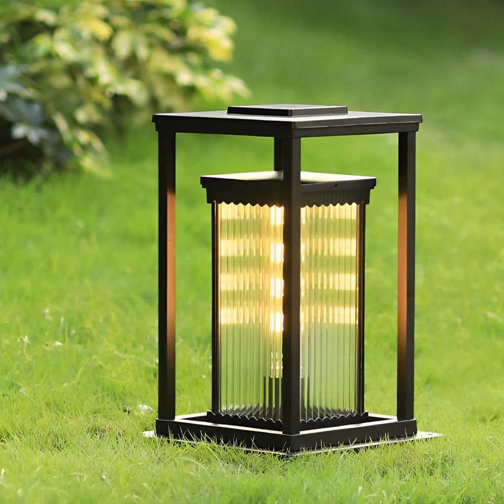 Hadley Lawn Ribbed Outdoor Pathway Lights - Image 4