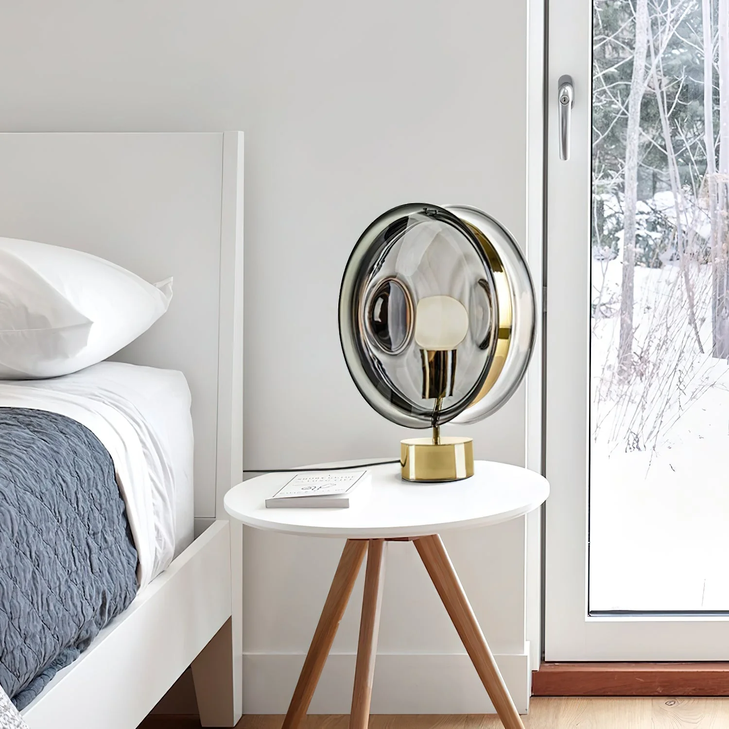 Hailie Modern Glass Table Lamp - Image 3