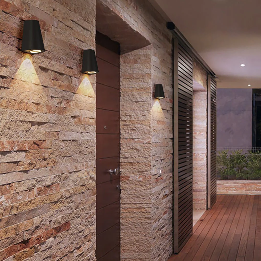 Hal Nordic Minimalist LED Outdoor Wall Light - Image 4