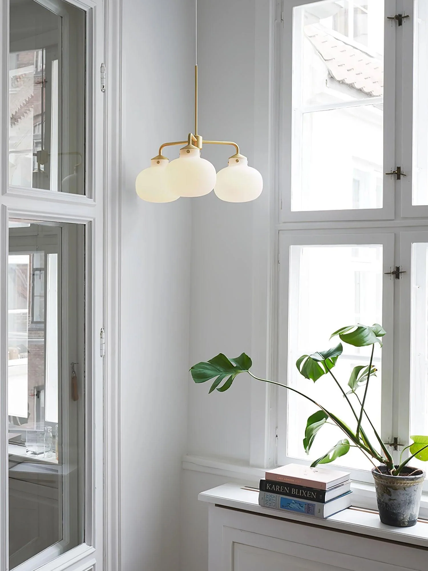 Halo Contemporary Glass Pendant Lamp - Image 29