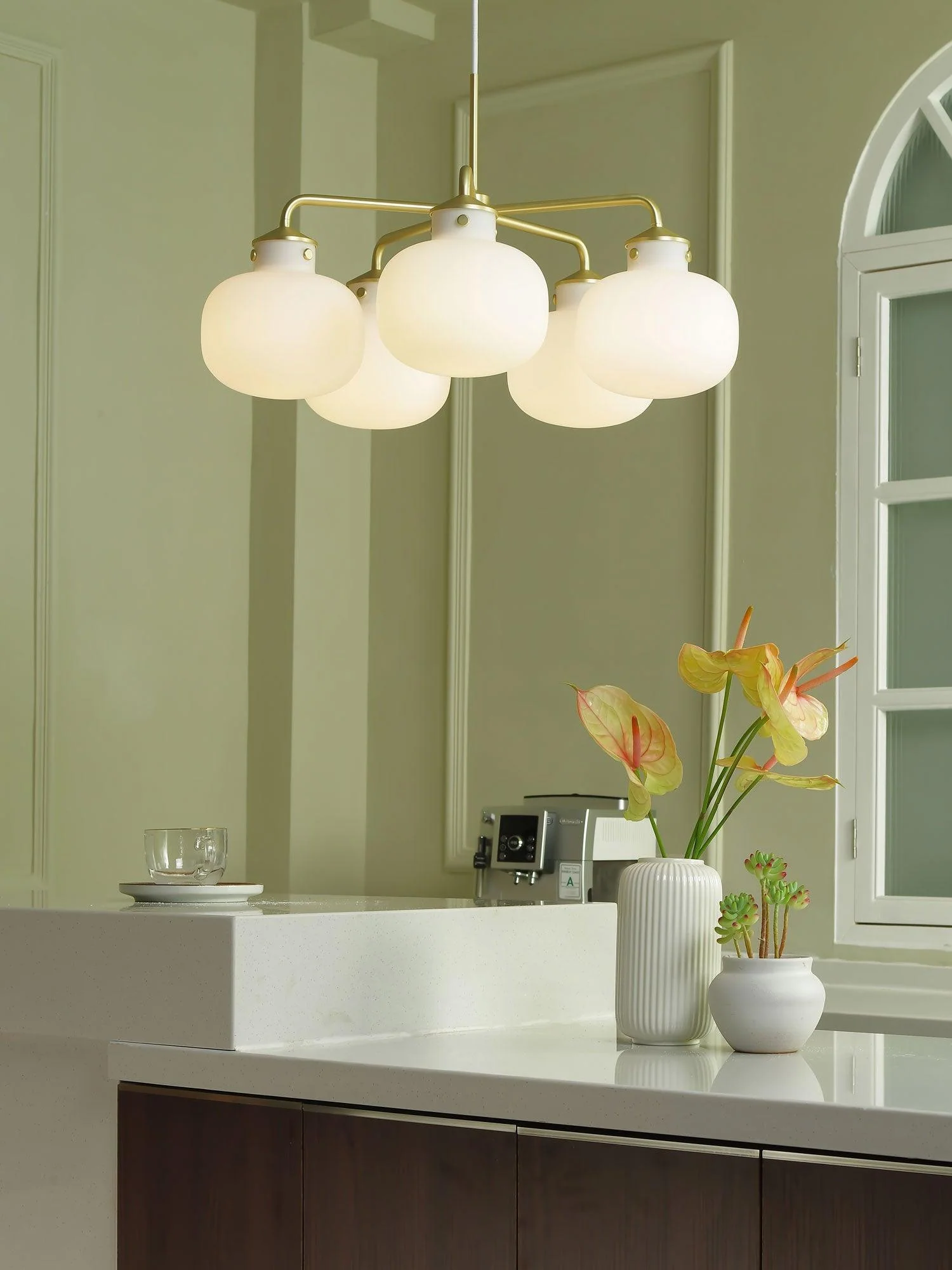 Halo Contemporary Glass Pendant Lamp - Image 5