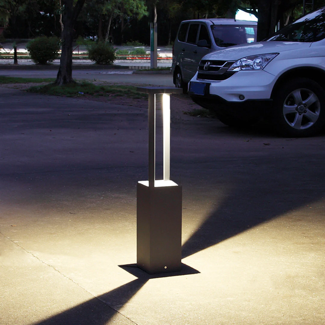 Handmaiden Cutout Minimalist Outdoor Lights - Image 3