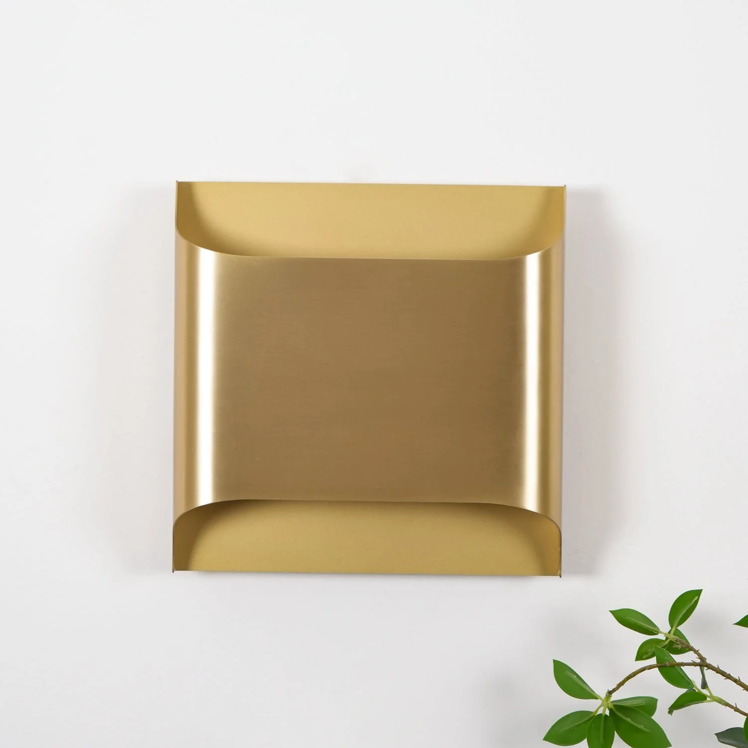 Hardy Nordic Art Brass Wall Lamp - Image 107