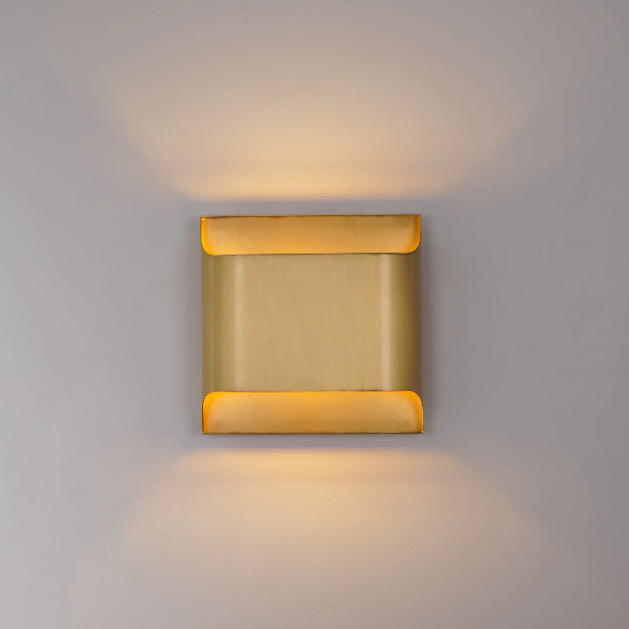 Hardy Nordic Art Brass Wall Lamp - Image 20