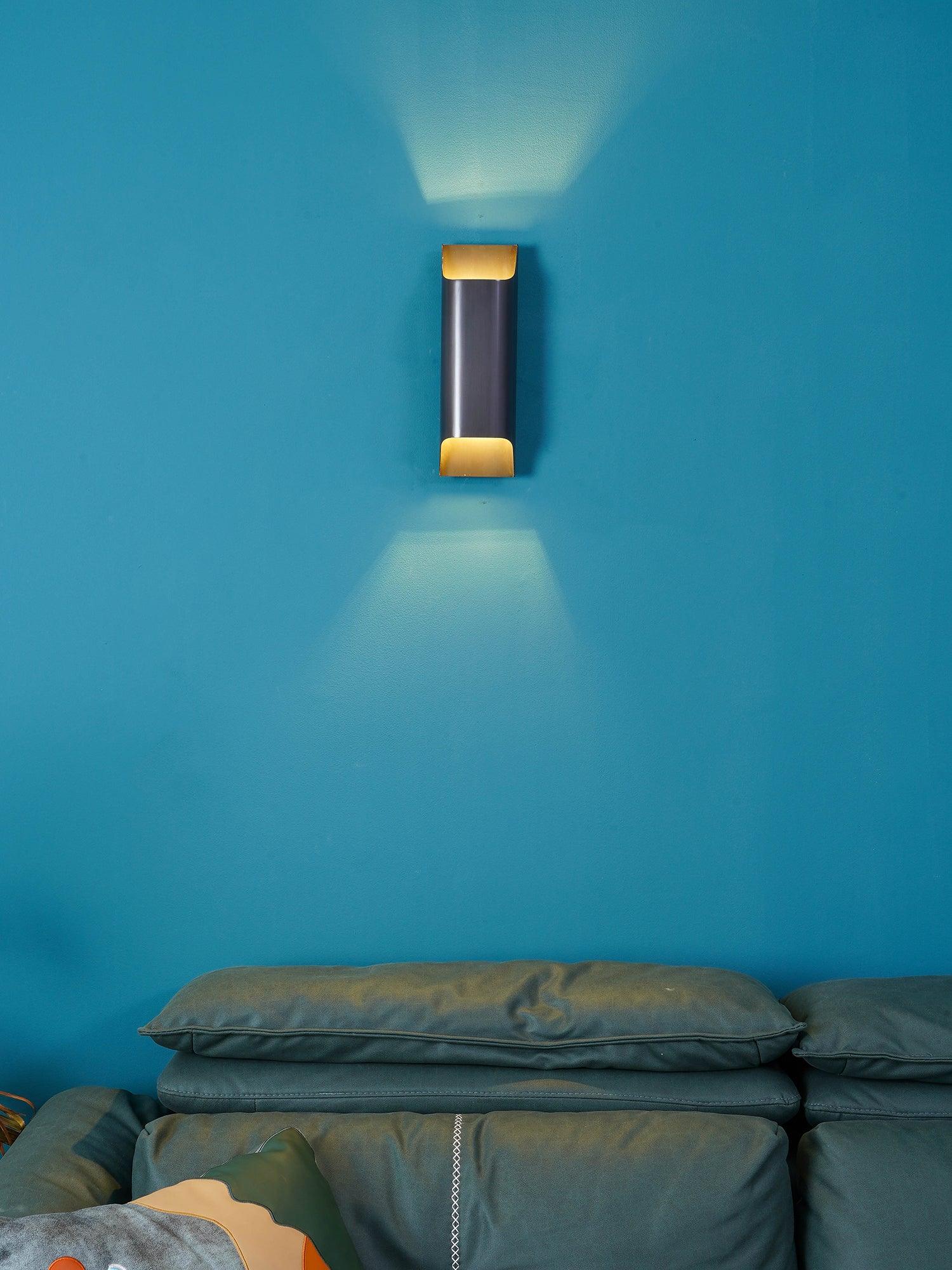 Hardy Nordic Art Brass Wall Lamp - Image 28