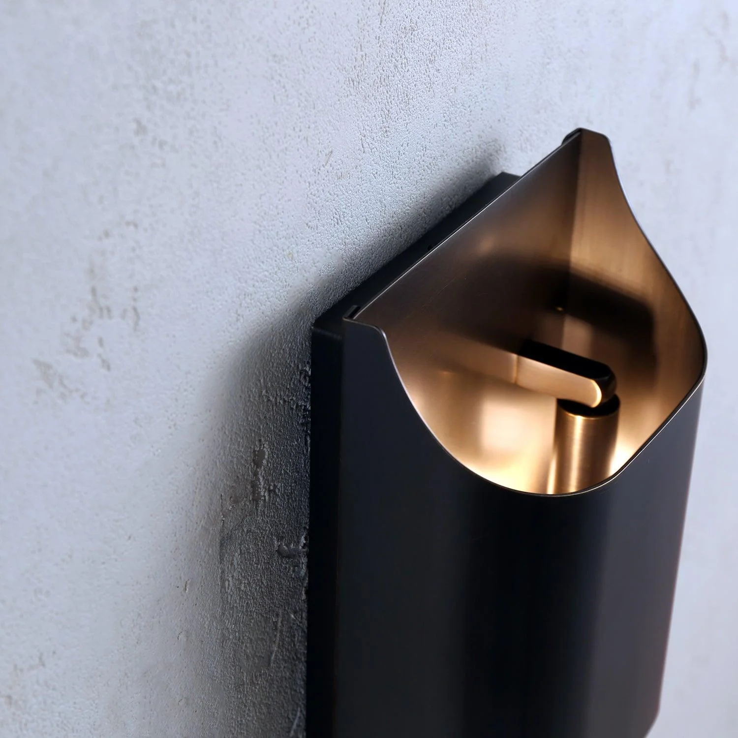 Hardy Nordic Art Brass Wall Lamp - Image 39