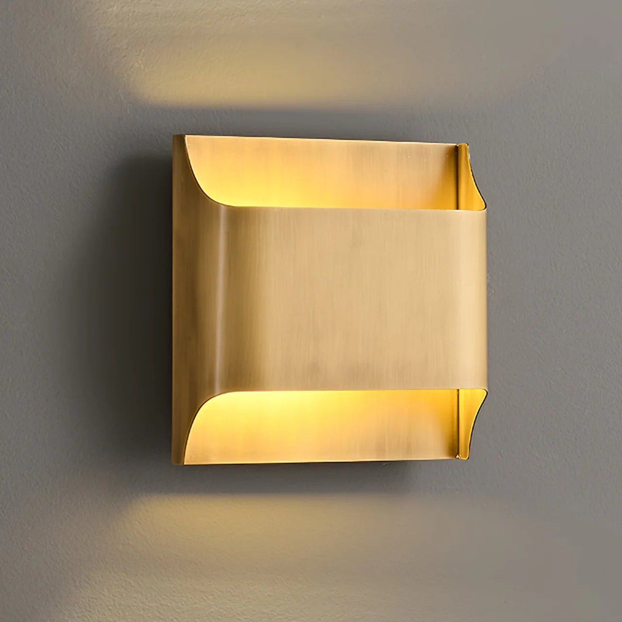 Hardy Nordic Art Brass Wall Lamp - Image 53