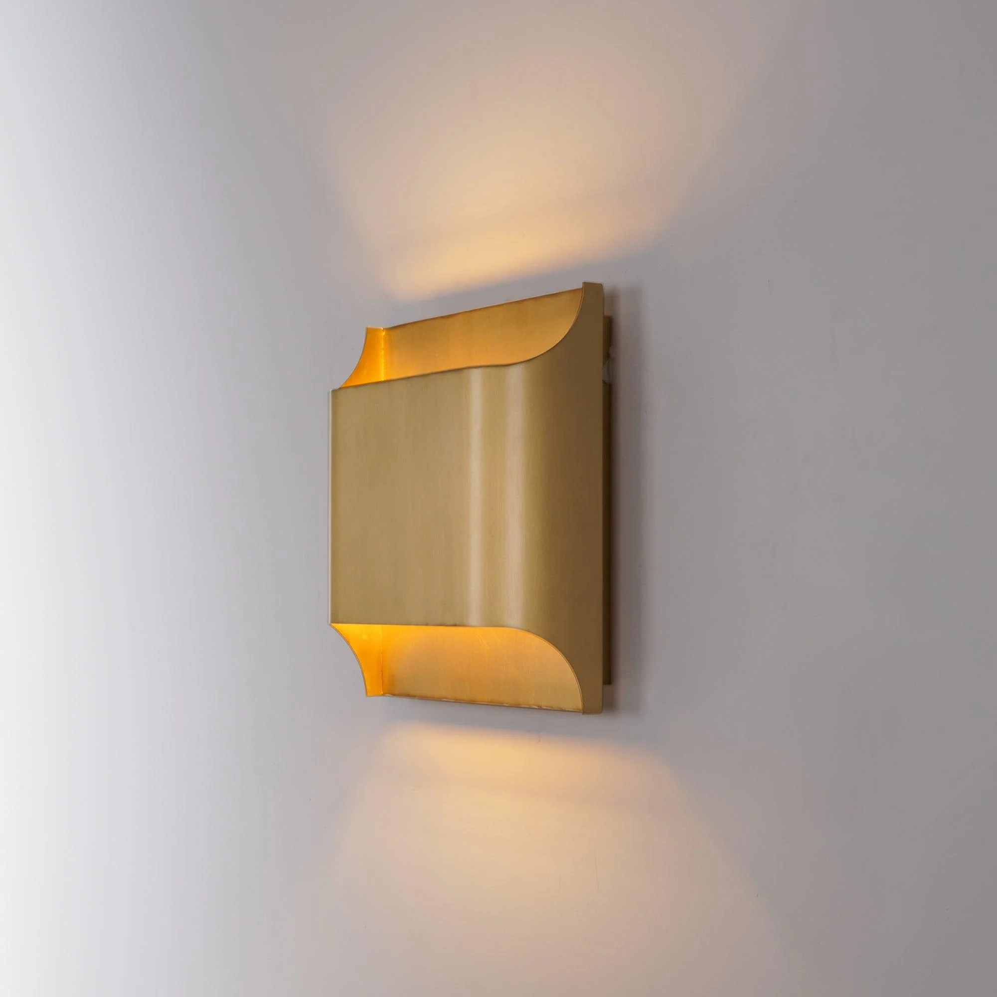 Hardy Nordic Art Brass Wall Lamp - Image 66
