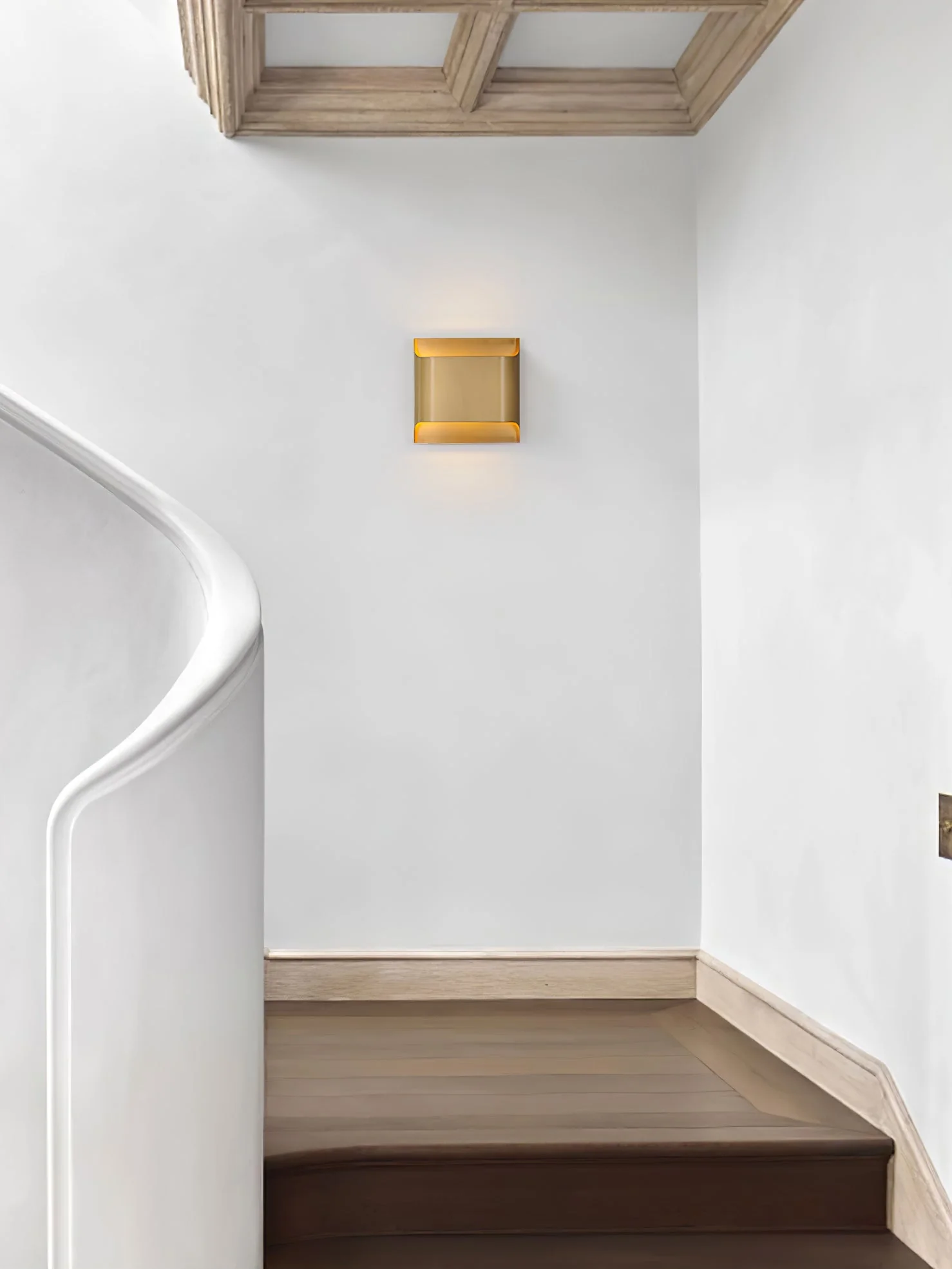 Hardy Nordic Art Brass Wall Lamp - Image 72