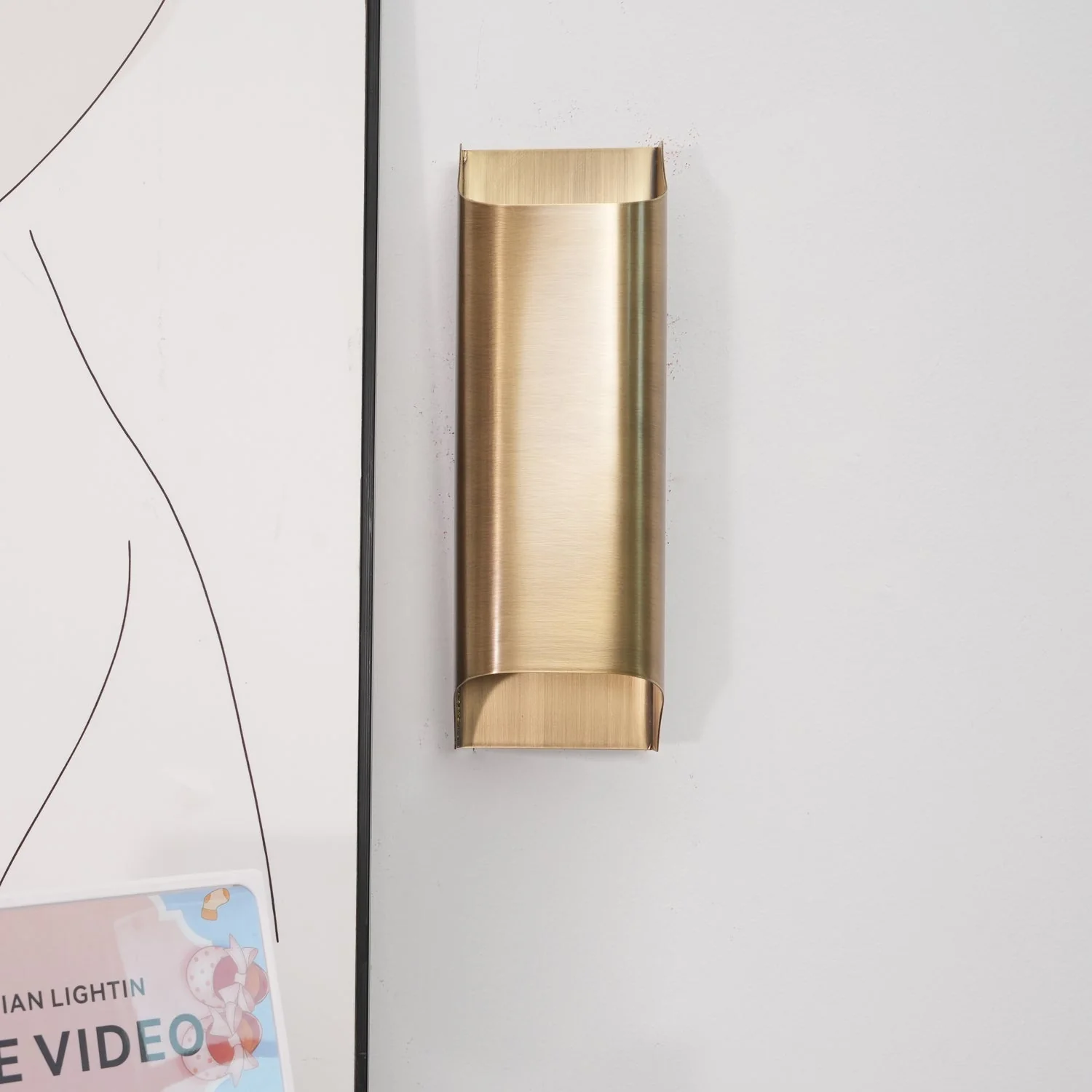 Hardy Nordic Art Brass Wall Lamp - Image 82