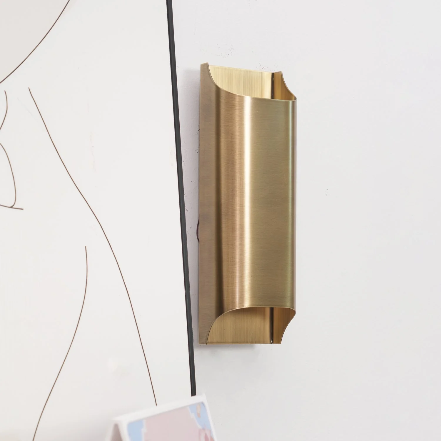 Hardy Nordic Art Brass Wall Lamp - Image 84