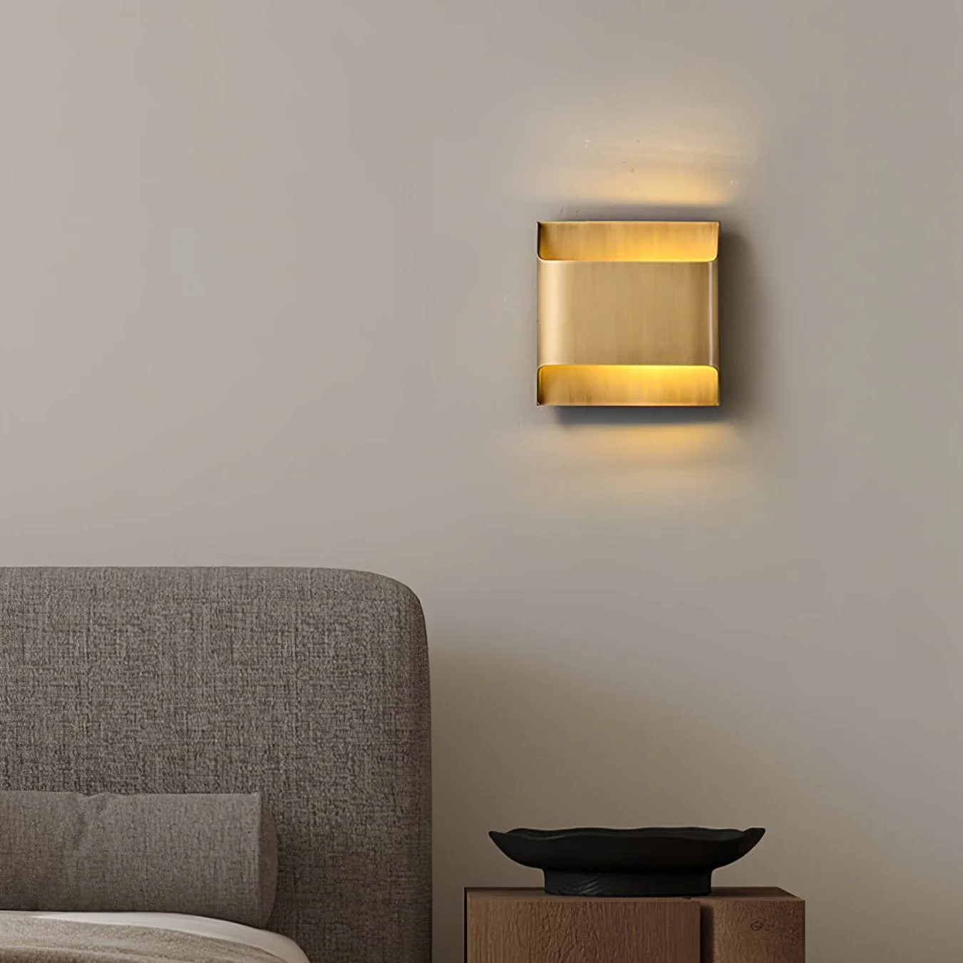 Hardy Nordic Art Brass Wall Lamp - Image 9
