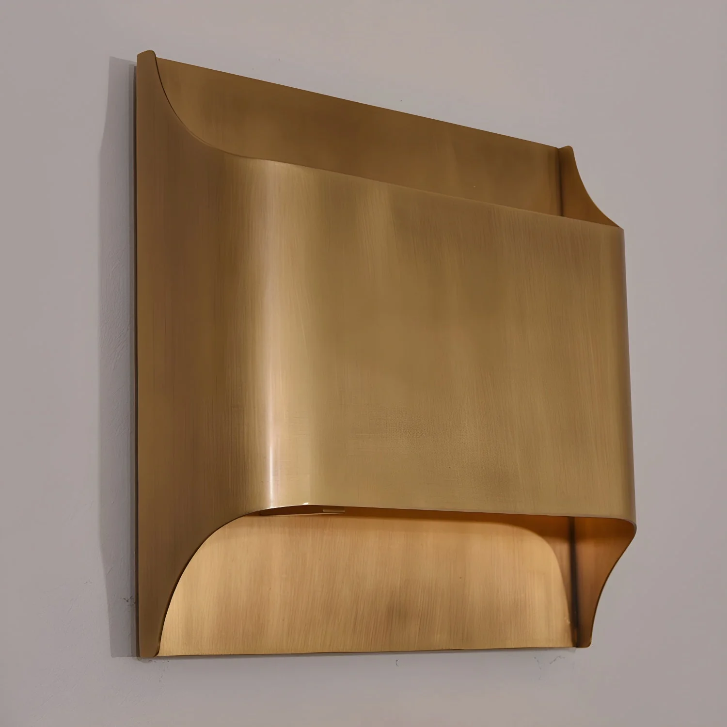 Hardy Nordic Art Brass Wall Lamp - Image 95