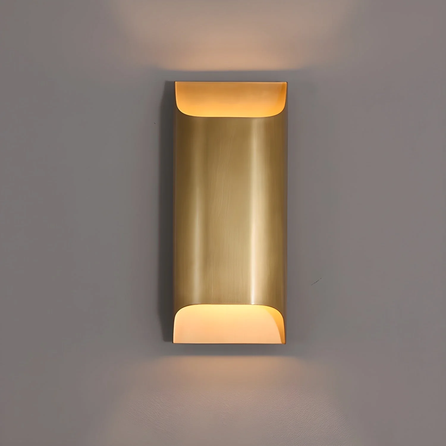 Hardy Nordic Art Brass Wall Lamp - Image 99