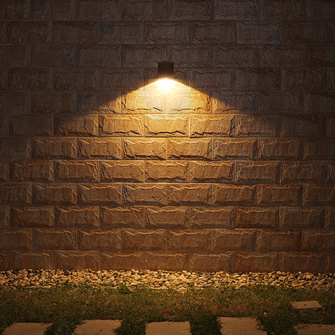 Harlan Industrial Minimalist Glass Outdoor Wall Light - Image 2