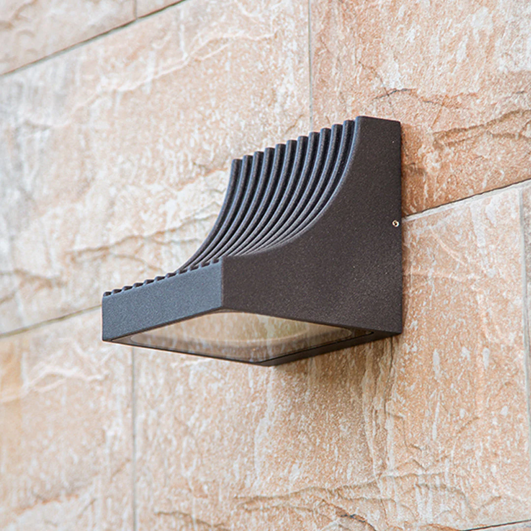 Harlan Industrial Minimalist Glass Outdoor Wall Light - Image 30