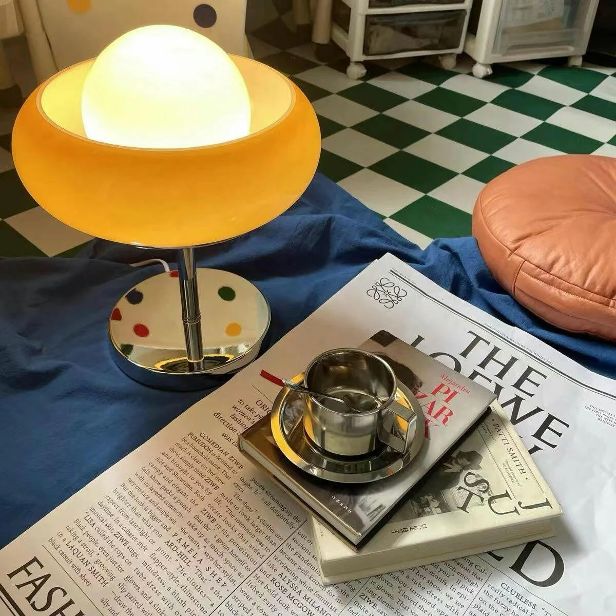 Harvey Modern Glass Table Lamp - Image 7