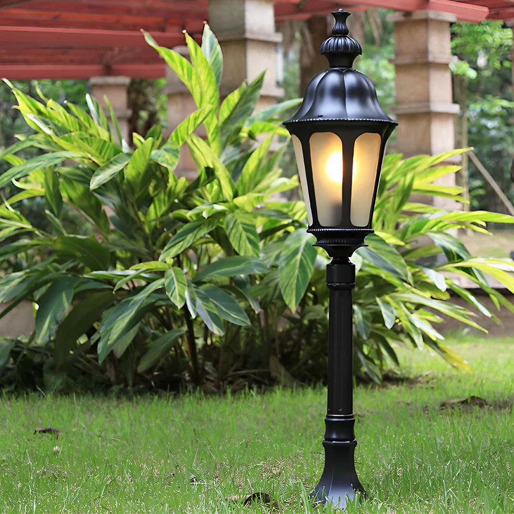 Henry Elegant European LED Outdoor Pathway Lamp
